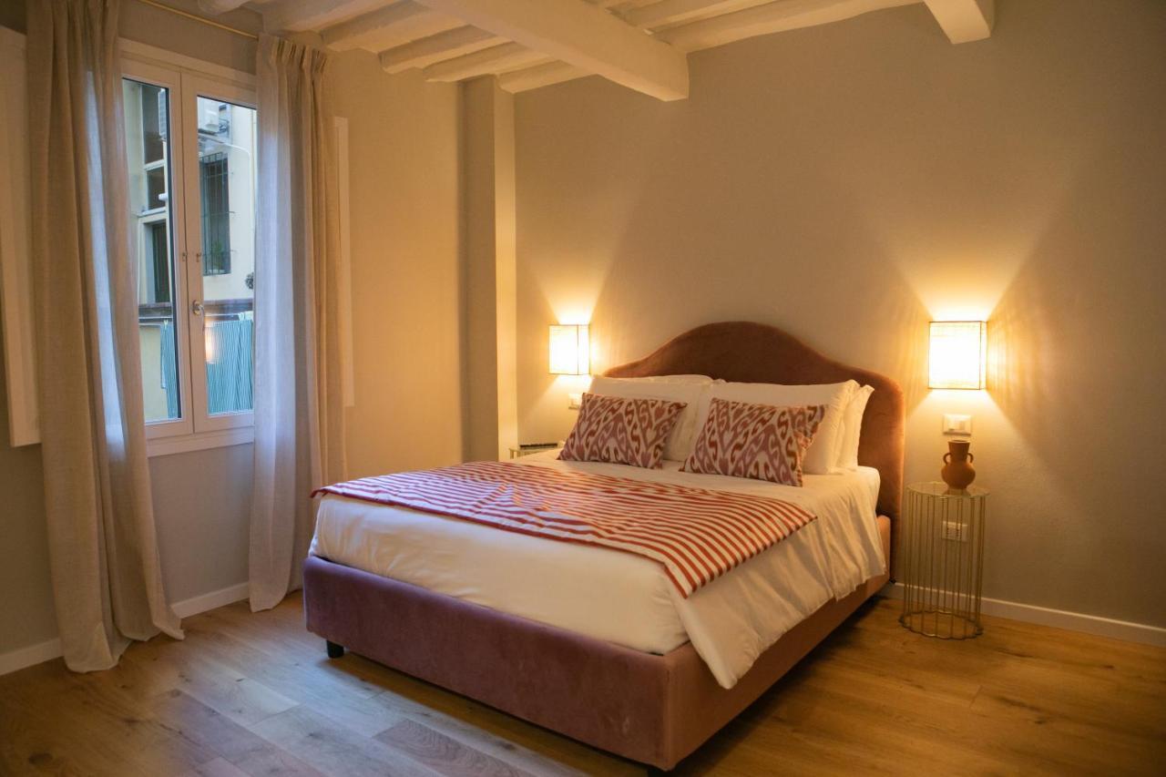 Lunaria Suites - Fyodor Dostoyevsky'S House Firenze Eksteriør billede